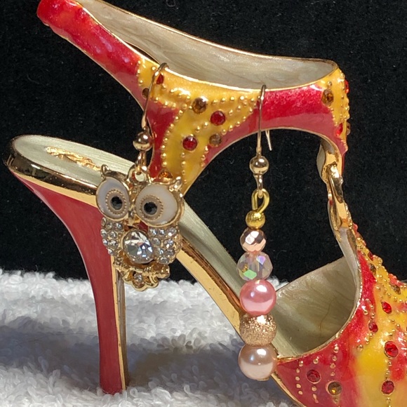 🦉Cute mismatched OWL earrings in gold accents, pretty/fun - Picture 4 of 7